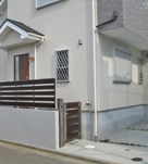 フロンティア建設の施工例　セミクローズ外構